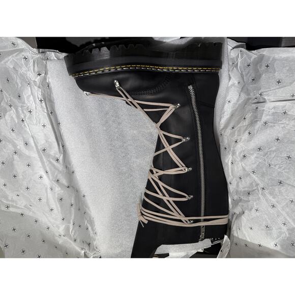 DR. MARTENS X RICK OWENS FW25 1B60 QUAD SOLE PENTALACE BOOT OILY NUBUCK COW main image 12